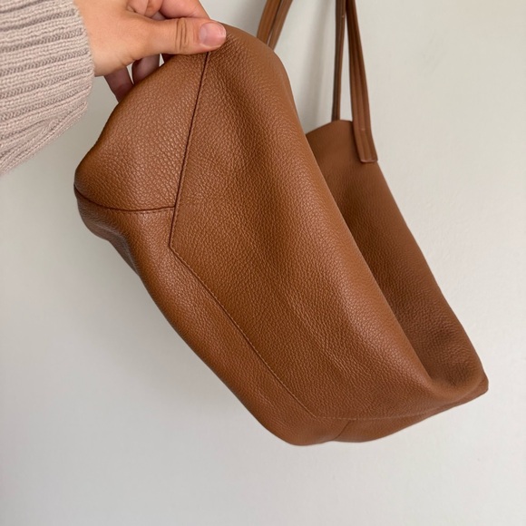 KURT GEIGER LONDON Violet Extra Large Horizontal Leather Tote tan brown - Picture 3 of 10